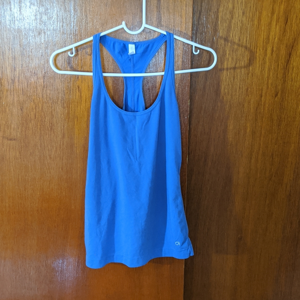 * GapBody Fit racetrack top